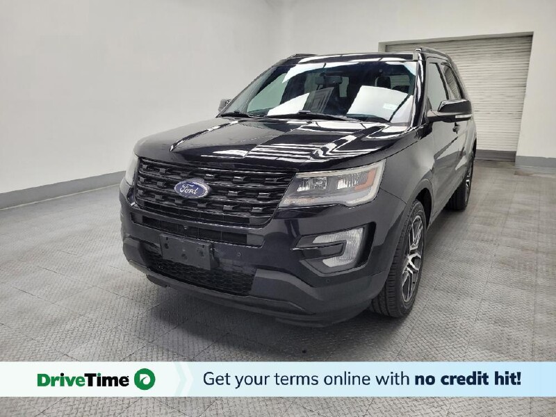 2017 Ford Explorer in Las Vegas, NV 89104 - 18140484