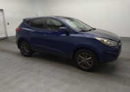 2015 Hyundai Tucson in Gainesville, FL 32609 - 18140501 11