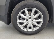 2018 Jeep Cherokee in Greensboro, NC 27407 - 18140525 31