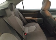 2018 Toyota Camry in Lombard, IL 60148 - 18140612 19