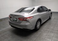 2018 Toyota Camry in Lombard, IL 60148 - 18140612 9