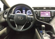 2018 Toyota Camry in Lombard, IL 60148 - 18140612 22