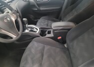 2016 Nissan Rogue in Clearwater, FL 33764 - 18140673 17