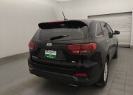 2019 Kia Sorento in Clearwater, FL 33764 - 18140812 9