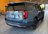 2025 GMC Yukon in Burlington, WI 53105 - 18140871 5