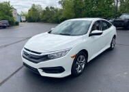 2018 Honda Civic in Marysville, OH 43040 - 18140876 3
