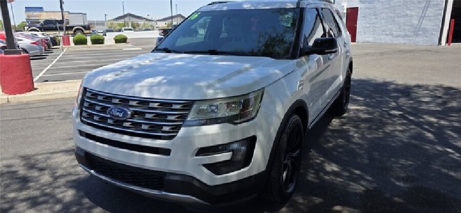 2016 Ford Explorer in Mesa, AZ 85212 - 18140904