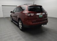 2017 Chevrolet Traverse in Oklahoma City, OK 73139 - 18140970 5