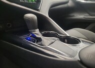 2020 Toyota Camry in Chandler, AZ 85225 - 18140994 26