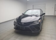 2018 Toyota Camry in Eastpointe, MI 48021 - 18141162 15