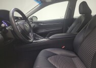 2018 Toyota Camry in Eastpointe, MI 48021 - 18141162 17