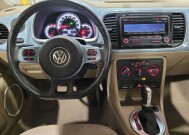 2014 Volkswagen Beetle in Owings Mills, MD 21117 - 18141202 22