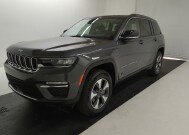 2023 Jeep Grand Cherokee in St. Louis, MO 63125 - 18141233 2