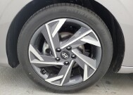 2025 Hyundai Elantra in Wilmington, NC 28405 - 18141400 31