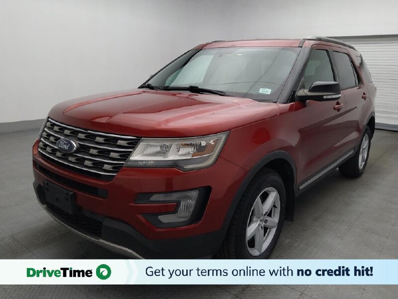 2017 Ford Explorer in Jacksonville, FL 32210 - 18141429