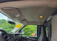 2011 Chevrolet Express 2500 in Blauvelt, NY 10913 - 18141526 25