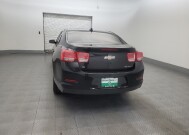 2015 Chevrolet Malibu in Glendale, AZ 85301 - 18141638 6