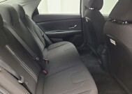 2024 Hyundai Elantra in Eastpointe, MI 48021 - 18141808 19