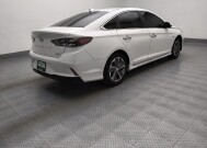 2019 Hyundai Sonata in Topeka, KS 66611 - 18141897 9