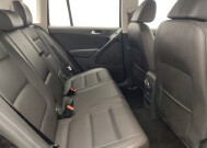 2017 Volkswagen Tiguan in Kissimmee, FL 34744 - 18142001 19