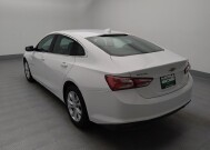 2022 Chevrolet Malibu in Topeka, KS 66611 - 18142065 5