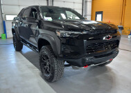 2025 Chevrolet Colorado in Burlington, WI 53105 - 18142130 7