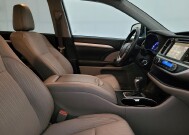 2018 Toyota Highlander in Lewisville, TX 75067 - 18142207 21