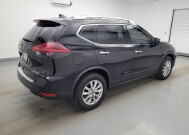 2018 Nissan Rogue in Fairfield, OH 45014 - 18142315 10