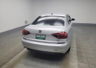 2018 Volkswagen Passat in Indianapolis, IN 46222 - 18142317 7