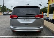 2018 Chrysler Pacifica in Indianapolis, IN 46222-4002 - 18142342 4