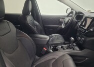 2019 Jeep Cherokee in Indianapolis, IN 46222 - 18142345 21