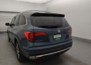 2017 Honda Pilot in Tampa, FL 33612 - 18142422 5