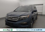 2017 Honda Pilot in Tampa, FL 33612 - 18142422 1