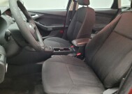 2018 Ford Focus in Sacramento, CA 95821 - 18142495 17