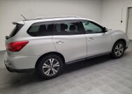 2017 Nissan Pathfinder in Riverside, CA 92504 - 18142498 10