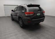 2017 Jeep Grand Cherokee in Tyler, TX 75701 - 18142763 5