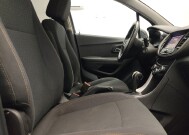 2020 Chevrolet Trax in Plano, TX 75074 - 18142949 21