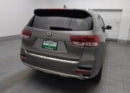 2018 Kia Sorento in Miami, FL 33157 - 18142952 7