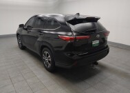 2021 Toyota Highlander in Lombard, IL 60148 - 18143151 5