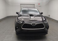 2021 Toyota Highlander in Lombard, IL 60148 - 18143151 14