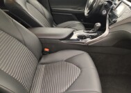 2018 Toyota Camry in Tampa, FL 33619 - 18143174 21