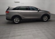 2017 Kia Sorento in Lubbock, TX 79424 - 18143199 10
