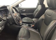2019 Jeep Cherokee in Savannah, GA 31419 - 18143240 17