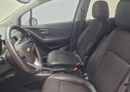 2020 Chevrolet Trax in Highland, IN 46322 - 18143262 17