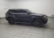 2017 Jeep Grand Cherokee in Conyers, GA 30094 - 18143404 11