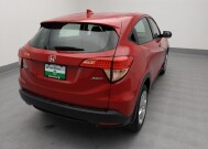 2016 Honda HR-V in Topeka, KS 66611 - 18143558 7