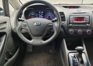 2017 Kia Forte in Eastpointe, MI 48021 - 18143567 22
