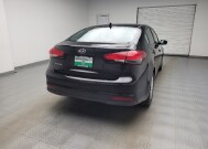 2017 Kia Forte in Eastpointe, MI 48021 - 18143567 7