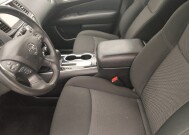 2020 Nissan Pathfinder in Bradenton, FL 34207 - 18143625 17