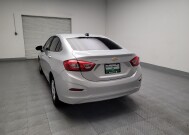2018 Chevrolet Cruze in Sacramento, CA 95821 - 18143681 6